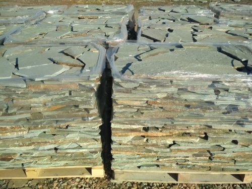 Плитняк златолит зелёный для цоколя, отмостки купить в Ярославской области