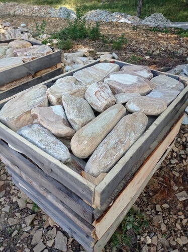 Златолит жёлтый, жёлто-зелёный глыбки и валуны для ланшафтного дизайна купить в Ярославской области