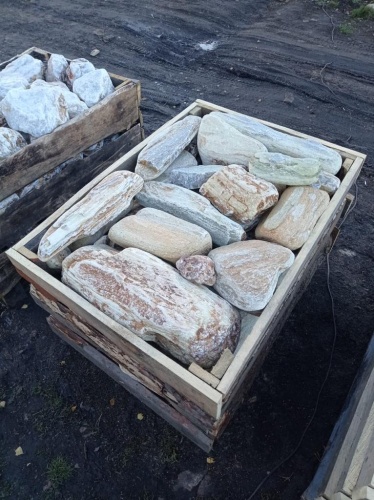 Златолит жёлтый, жёлто-зелёный глыбки и валуны для ланшафтного дизайна купить в Ярославской области